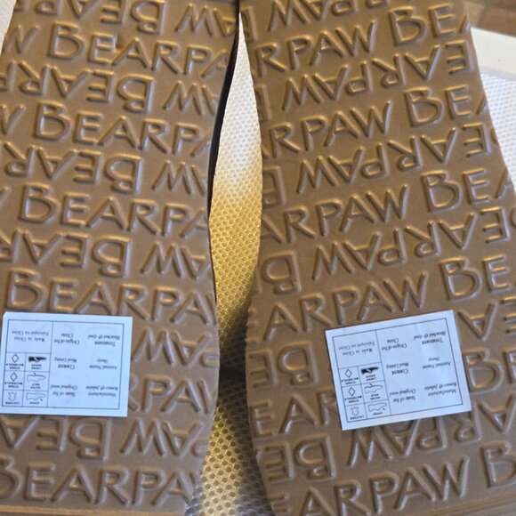 BearPaw tan suede  lace ups with fleece lining, size 8 NWT - Picture 3 of 4